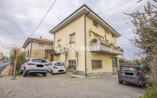 casa indipendente in vendita a Senigallia in zona Marzocca