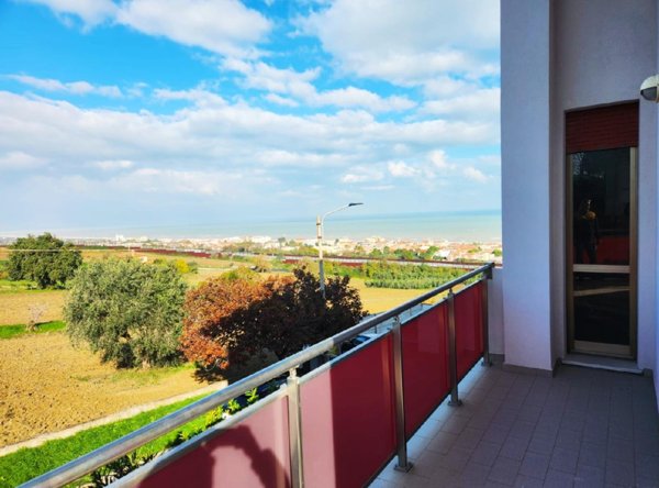 appartamento in vendita a Senigallia in zona Montignano
