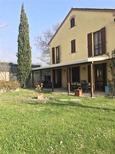 casa indipendente in vendita a Senigallia in zona Cannella
