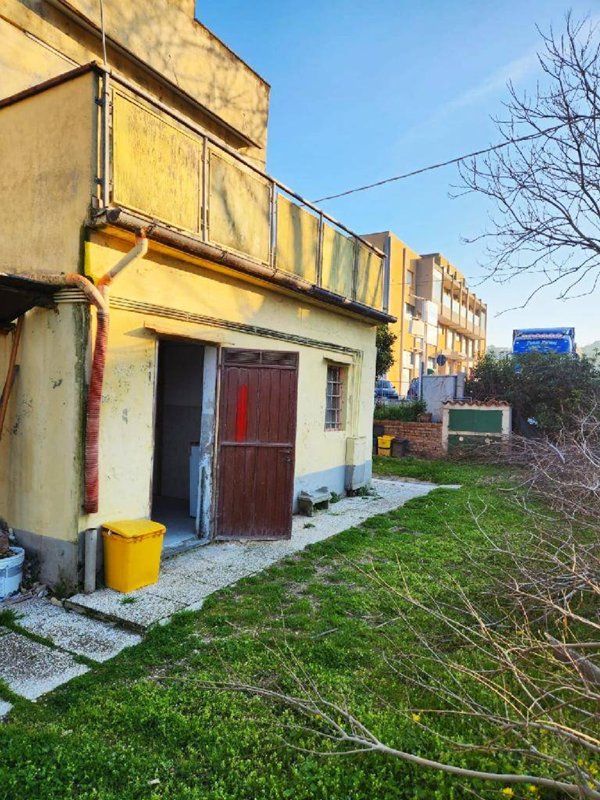 intera palazzina in vendita a Senigallia in zona Marzocca