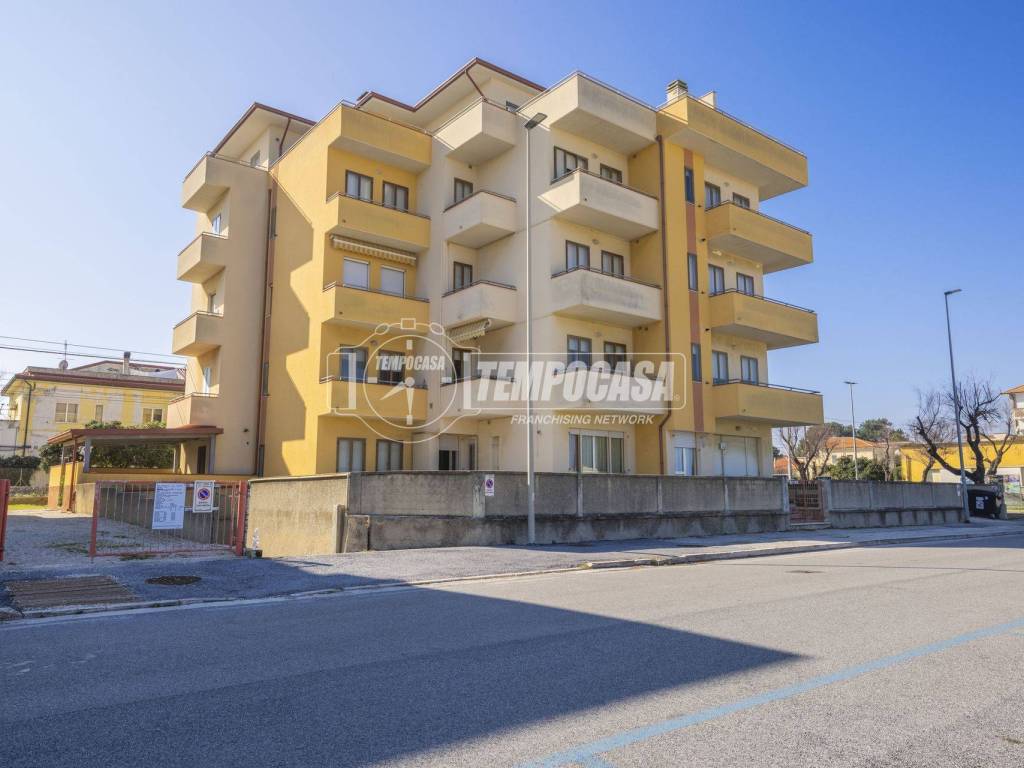 appartamento in vendita a Senigallia in zona Marzocca