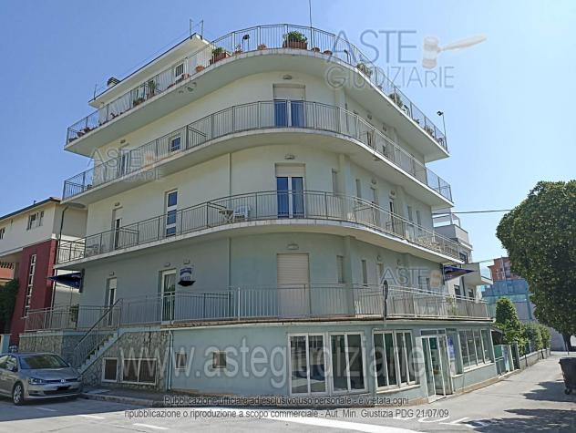 negozio in vendita a Senigallia
