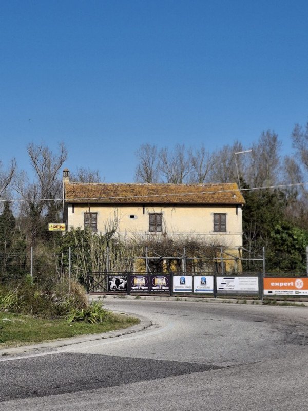 casa indipendente in vendita a Senigallia