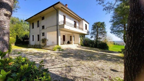 casa indipendente in vendita a Senigallia in zona Cannella