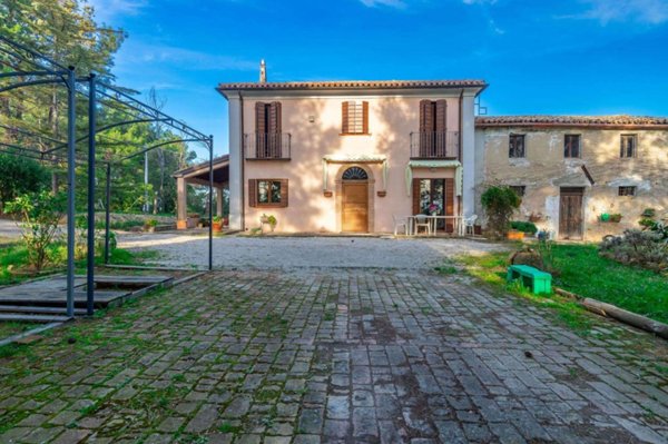 casa indipendente in vendita a Senigallia in zona Sant'Angelo