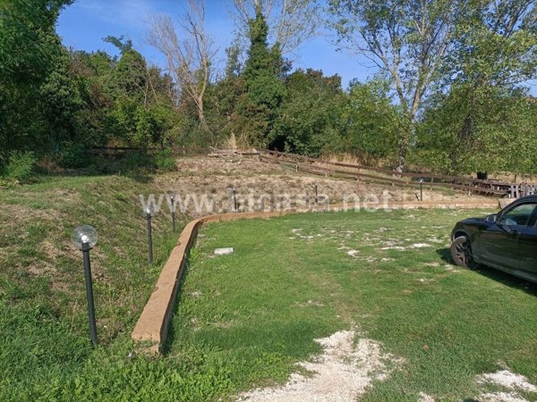 quadrivano in vendita a Senigallia in zona Filetto
