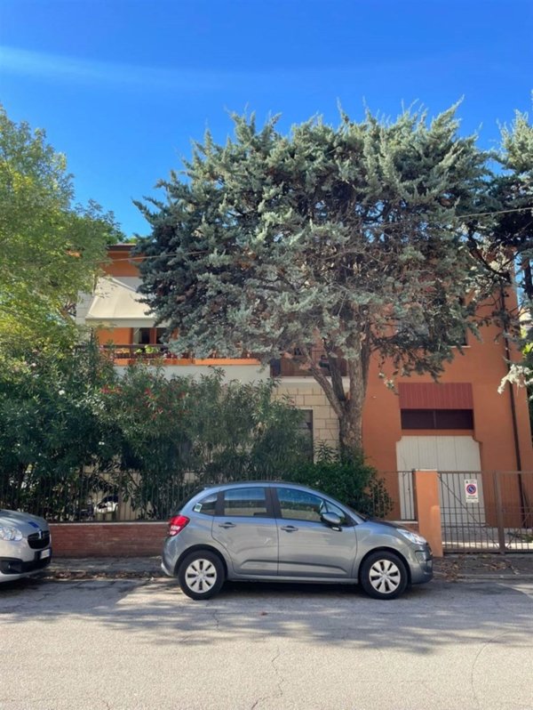 casa indipendente in vendita a Senigallia