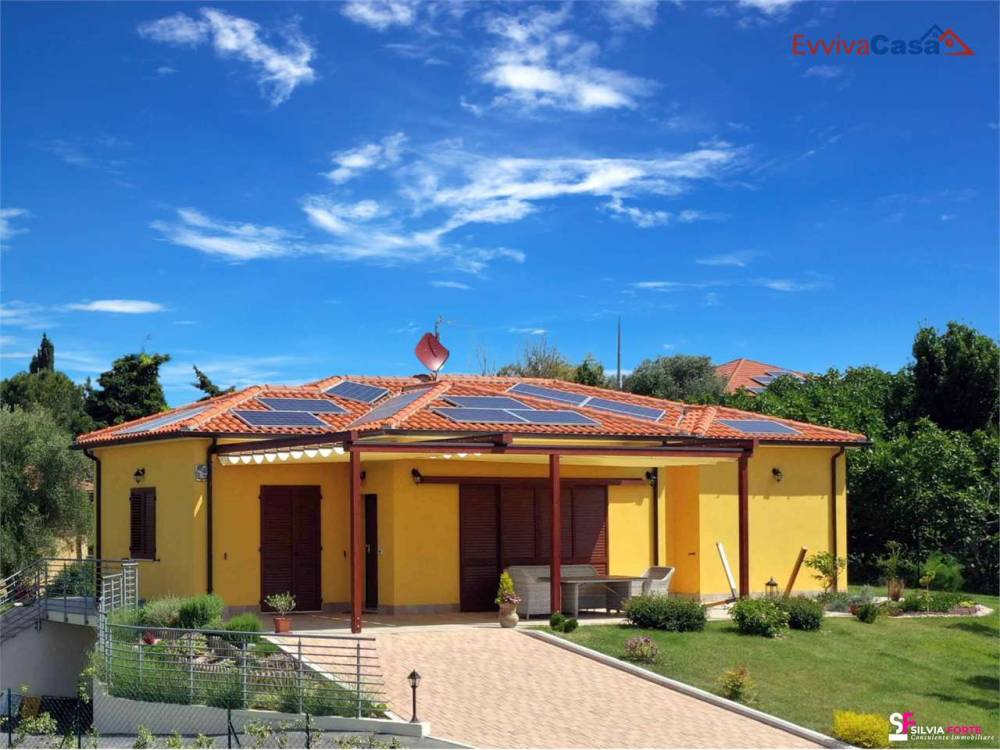 casa indipendente in vendita a Senigallia in zona Montignano