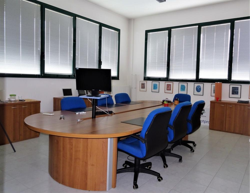 ufficio in vendita a Senigallia in zona Marzocca