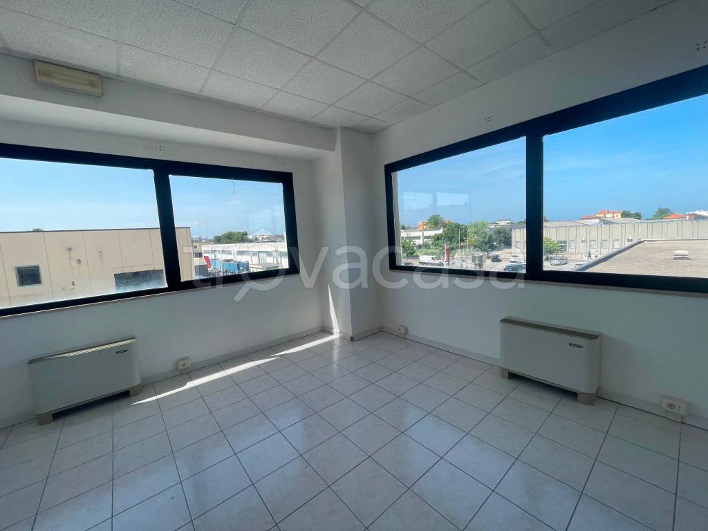 ufficio in vendita a Senigallia
