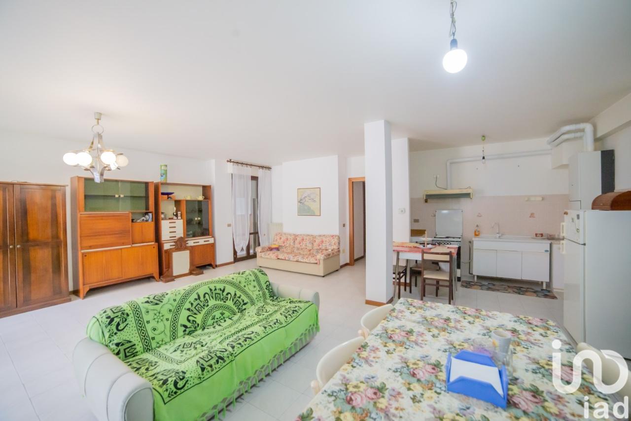 appartamento in vendita a Senigallia in zona Montignano