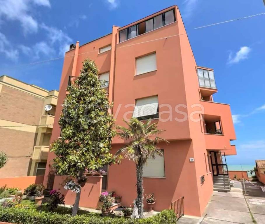 appartamento in vendita a Senigallia in zona Cesano
