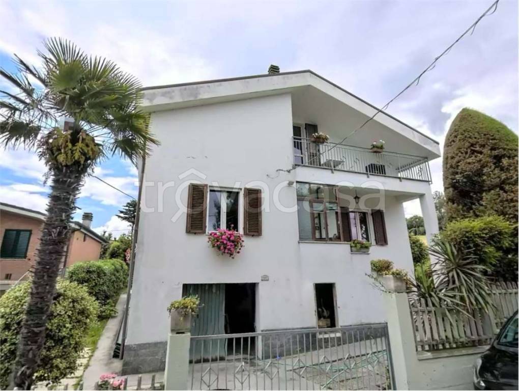 casa indipendente in vendita a Senigallia in zona Marzocca