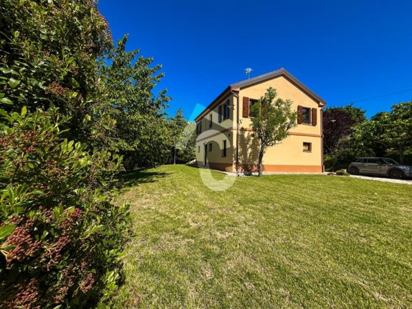 casa indipendente in vendita a Senigallia