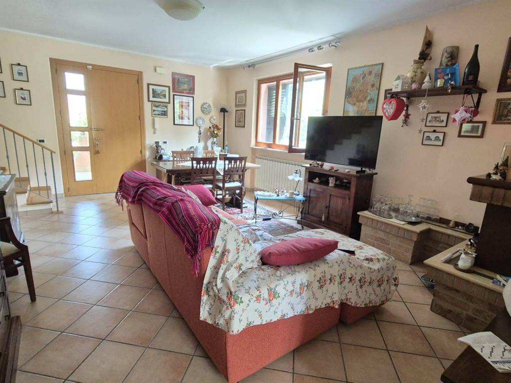 casa indipendente in vendita a Senigallia in zona Borgo Passera