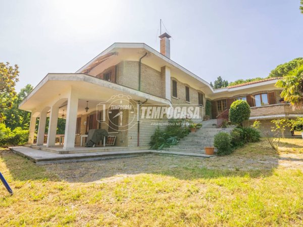 casa indipendente in vendita a Senigallia