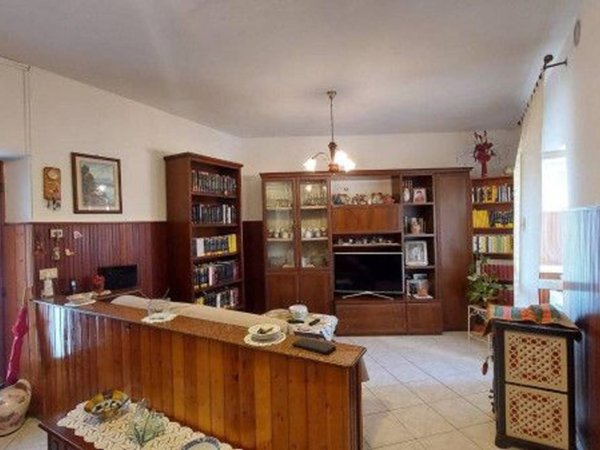 casa indipendente in vendita a Senigallia in zona Scapezzano