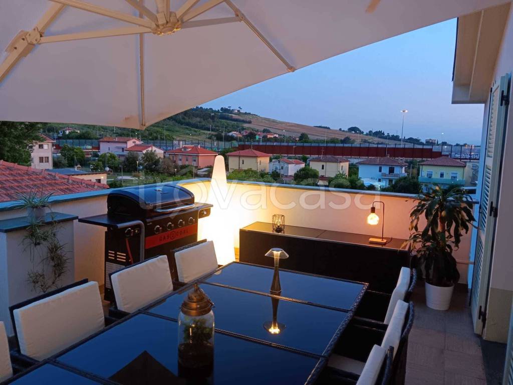 casa indipendente in vendita a Senigallia