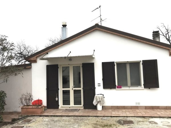 casa indipendente in vendita a Senigallia in zona Sant'Angelo