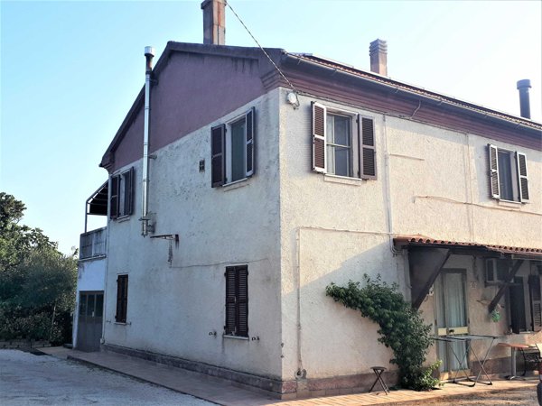 casa indipendente in vendita a Senigallia in zona Sant'Angelo