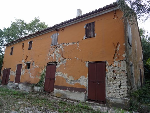 casa indipendente in vendita a Senigallia in zona Scapezzano
