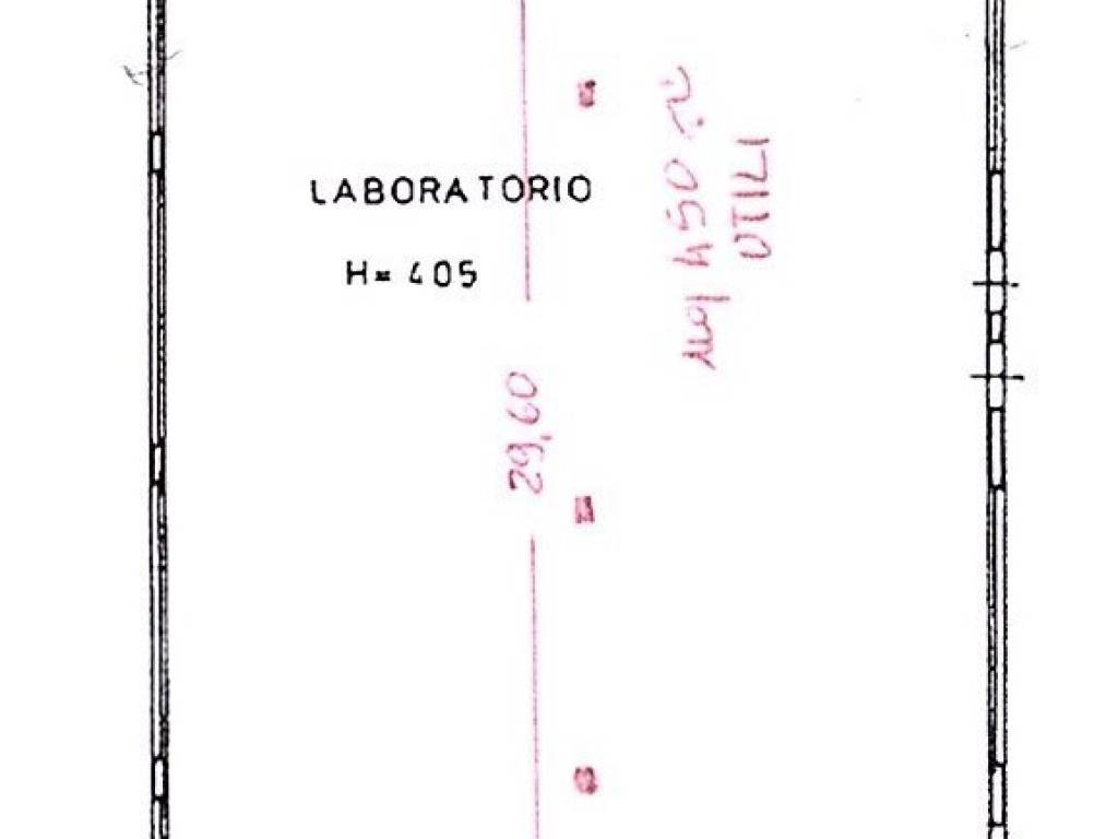 locale commerciale in vendita a Senigallia in zona Borgo Passera