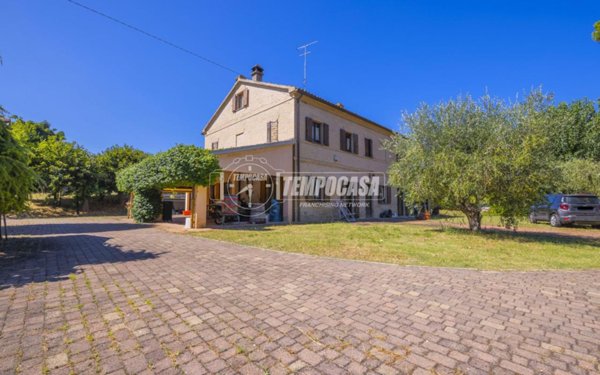 casa indipendente in vendita a Senigallia in zona Cannella