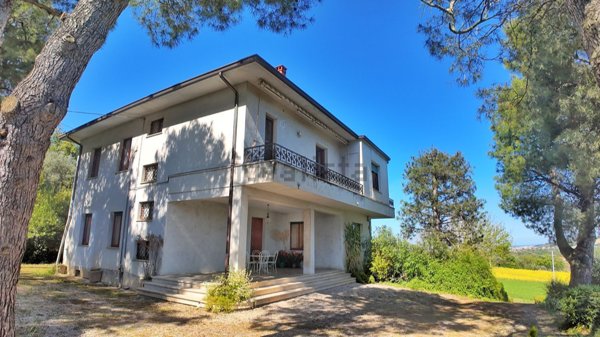 casa indipendente in vendita a Senigallia in zona Cannella