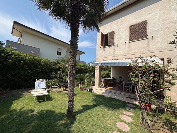 casa indipendente in vendita a Senigallia in zona Marzocca