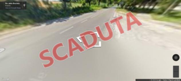 locale commerciale in vendita a Senigallia in zona Cesano