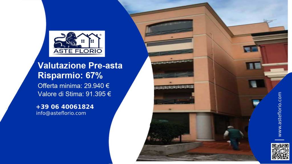 locale commerciale in vendita a Senigallia