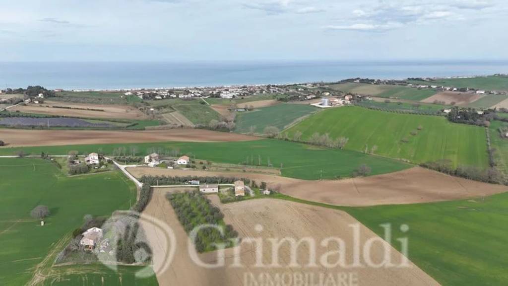 casa indipendente in vendita a Senigallia in zona Montignano
