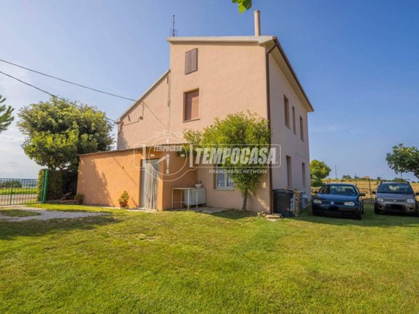 casa indipendente in vendita a Senigallia in zona Marzocca