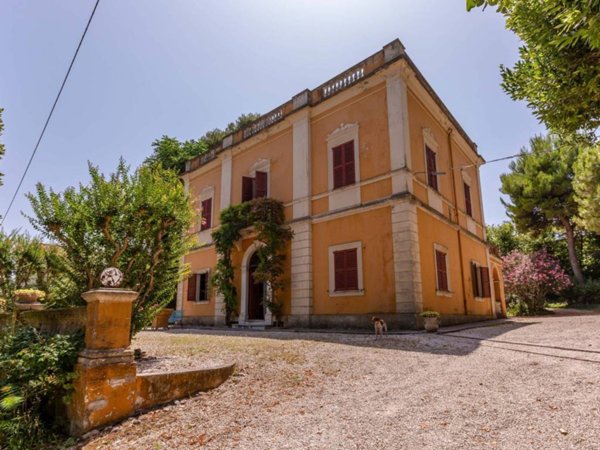 casa indipendente in vendita a Senigallia