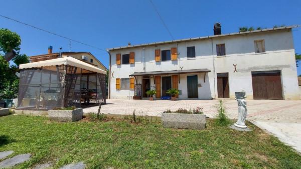 casa indipendente in vendita a Senigallia in zona Cannella