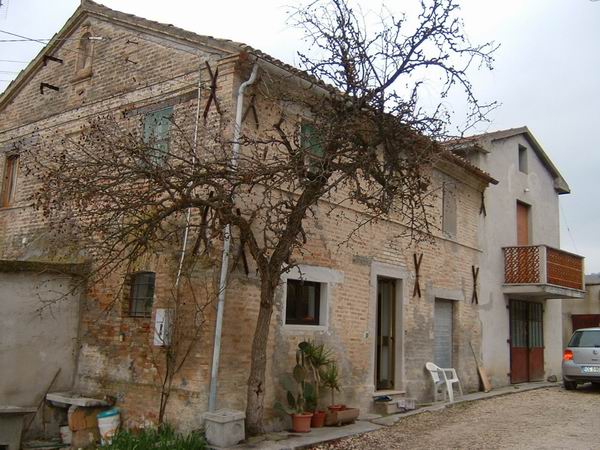 casa indipendente in vendita a Senigallia in zona Vallone