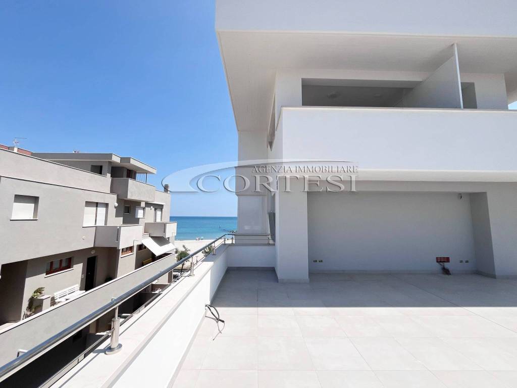 appartamento in vendita a Senigallia in zona Cesano