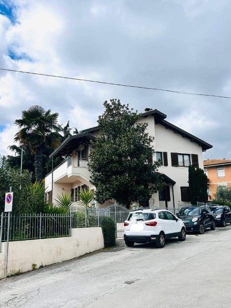 casa indipendente in vendita a Senigallia