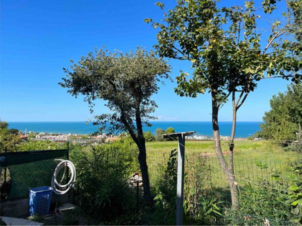 appartamento in vendita a Senigallia in zona Montignano