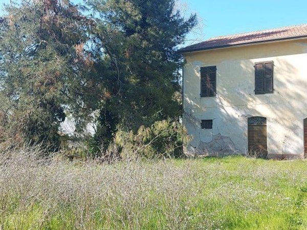 casa indipendente in vendita a Senigallia in zona Scapezzano