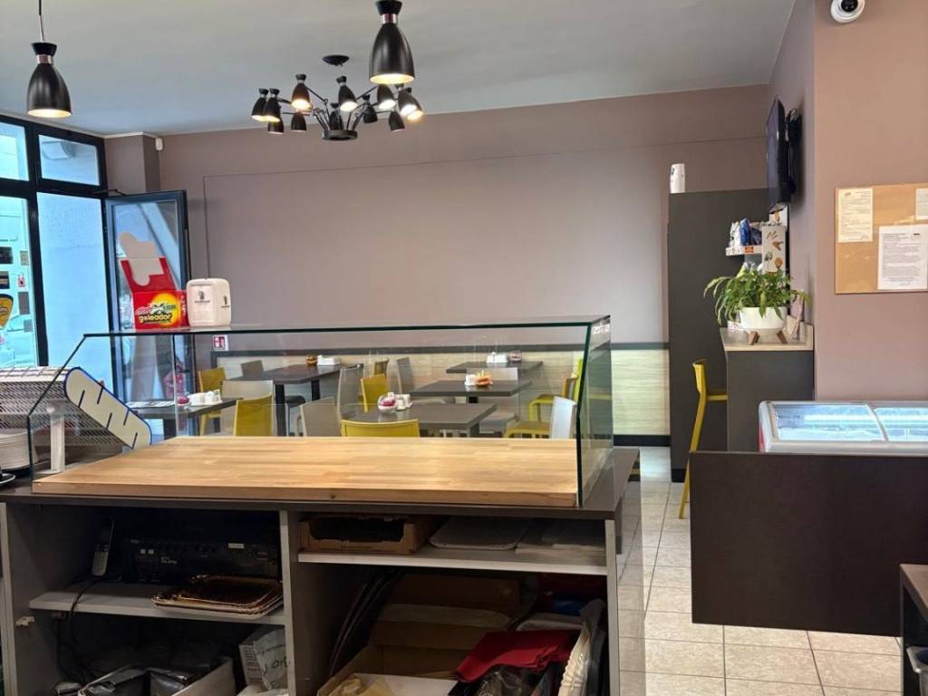 negozio in vendita a Senigallia