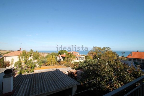 casa indipendente in vendita a Senigallia in zona Montignano