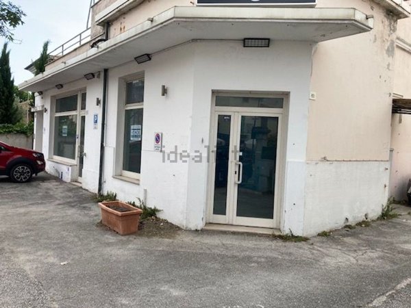 negozio in vendita a Senigallia