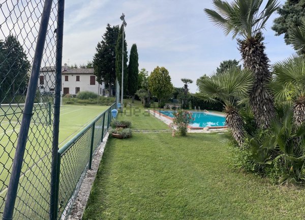 casa indipendente in vendita a Senigallia in zona San Silvestro