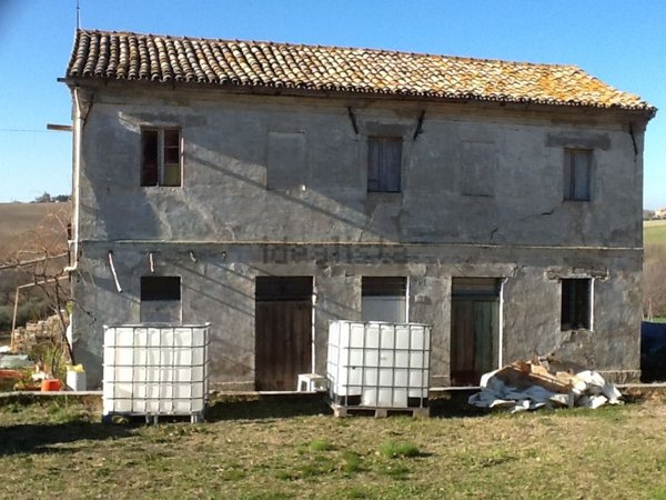 casa indipendente in vendita a Senigallia in zona Montignano