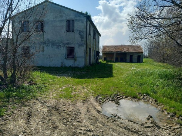 casale in vendita a Senigallia