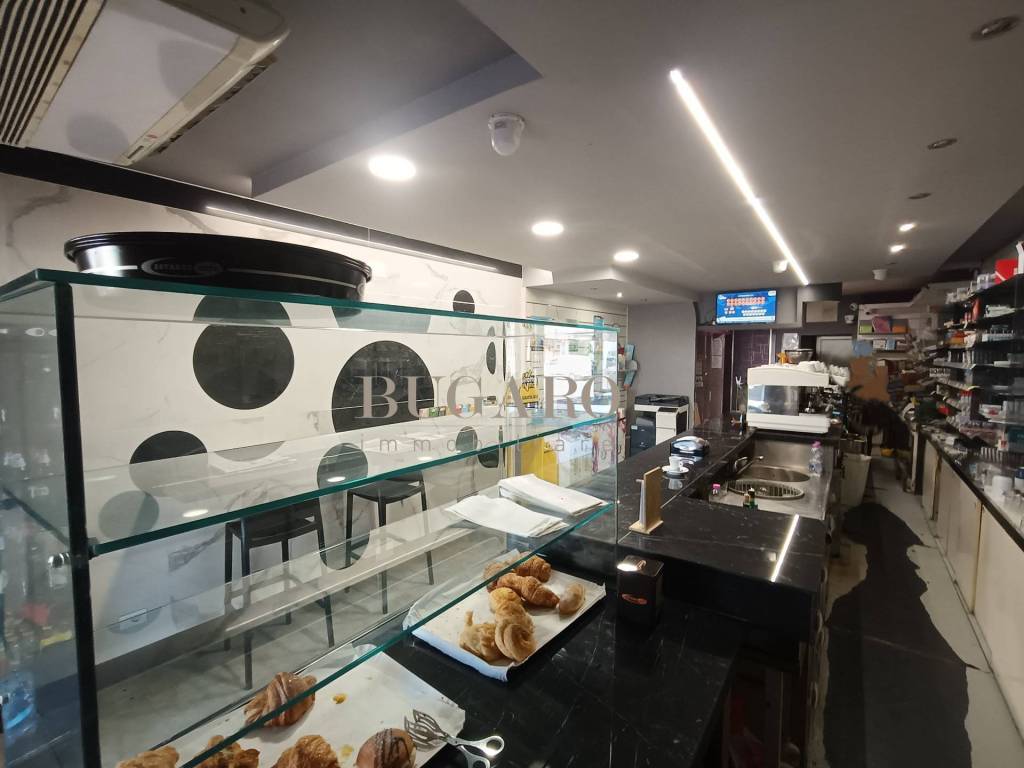 negozio in vendita a Senigallia in zona Marzocca