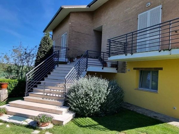 casa indipendente in vendita a Senigallia