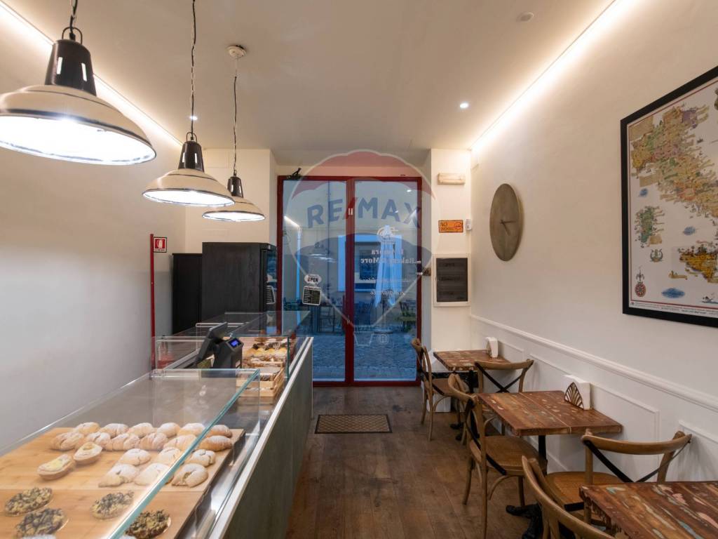 negozio in vendita a Senigallia