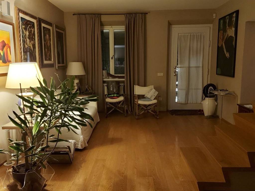 casa indipendente in vendita a Senigallia in zona Scapezzano